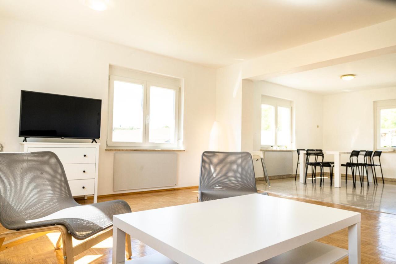 Budget Apartments In Thermennahe Bad Tatzmannsdorf Exteriör bild